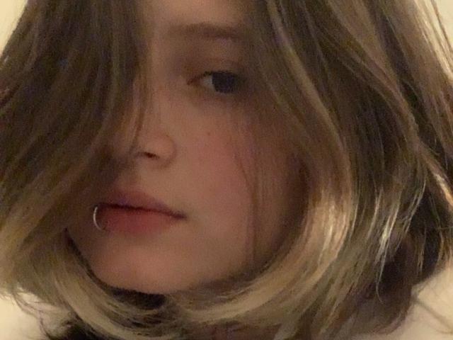 OuidaHansrote - Live porn &amp; sex cam - 29998295