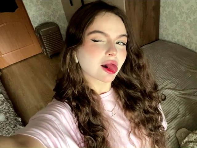 JulienneStradford - Live porn &amp; sex cam - 29999906