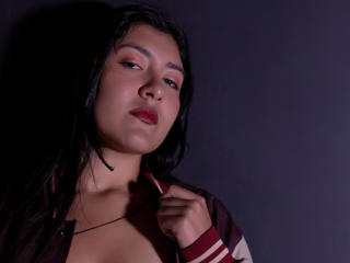 ValeryMartinez's Model Profile
