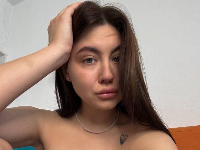 InesGueningsman - Live porn &amp; sex cam - 30017600