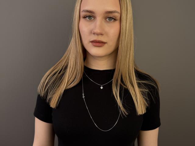 RaneeSarratt - Live porn &amp; sex cam - 30019034