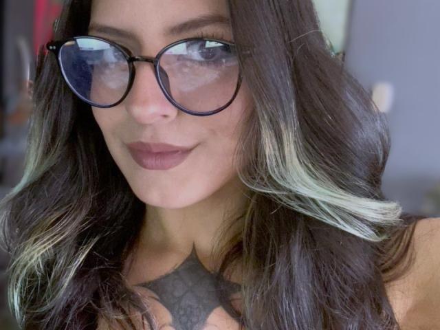 KittyLeylaUwU - Live porno og sexkamera - 30022481