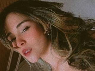 Ver la ficha detallada de AliceBellez