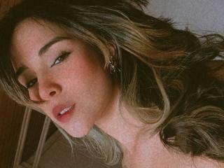 Ver la ficha detallada de AliceBellez