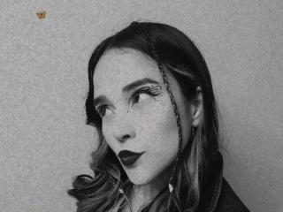 Ver la ficha detallada de AliceBellez