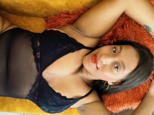 AmyHugeTits - Live porn &amp; sex cam - 30048473