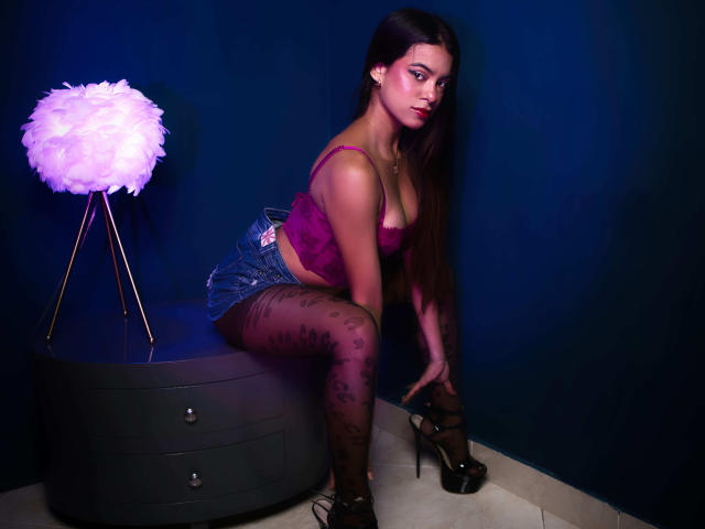 VanelopeRusso - Live porn &amp; sex cam - 30049451