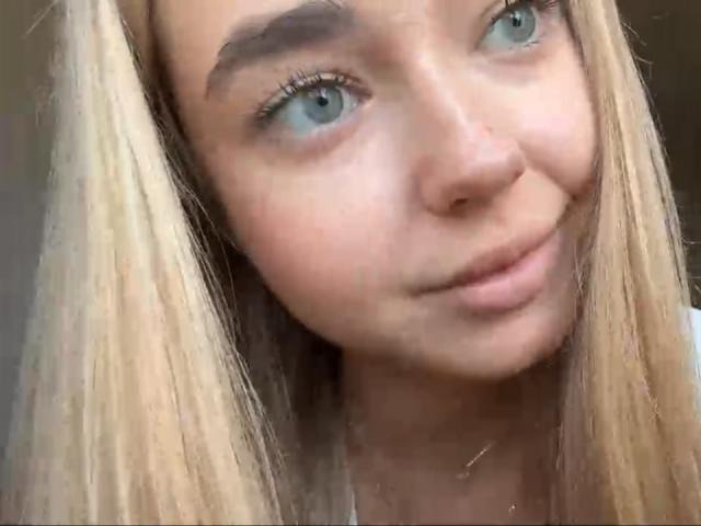 GeorgineBranen - Live porn &amp; sex cam - 30054212