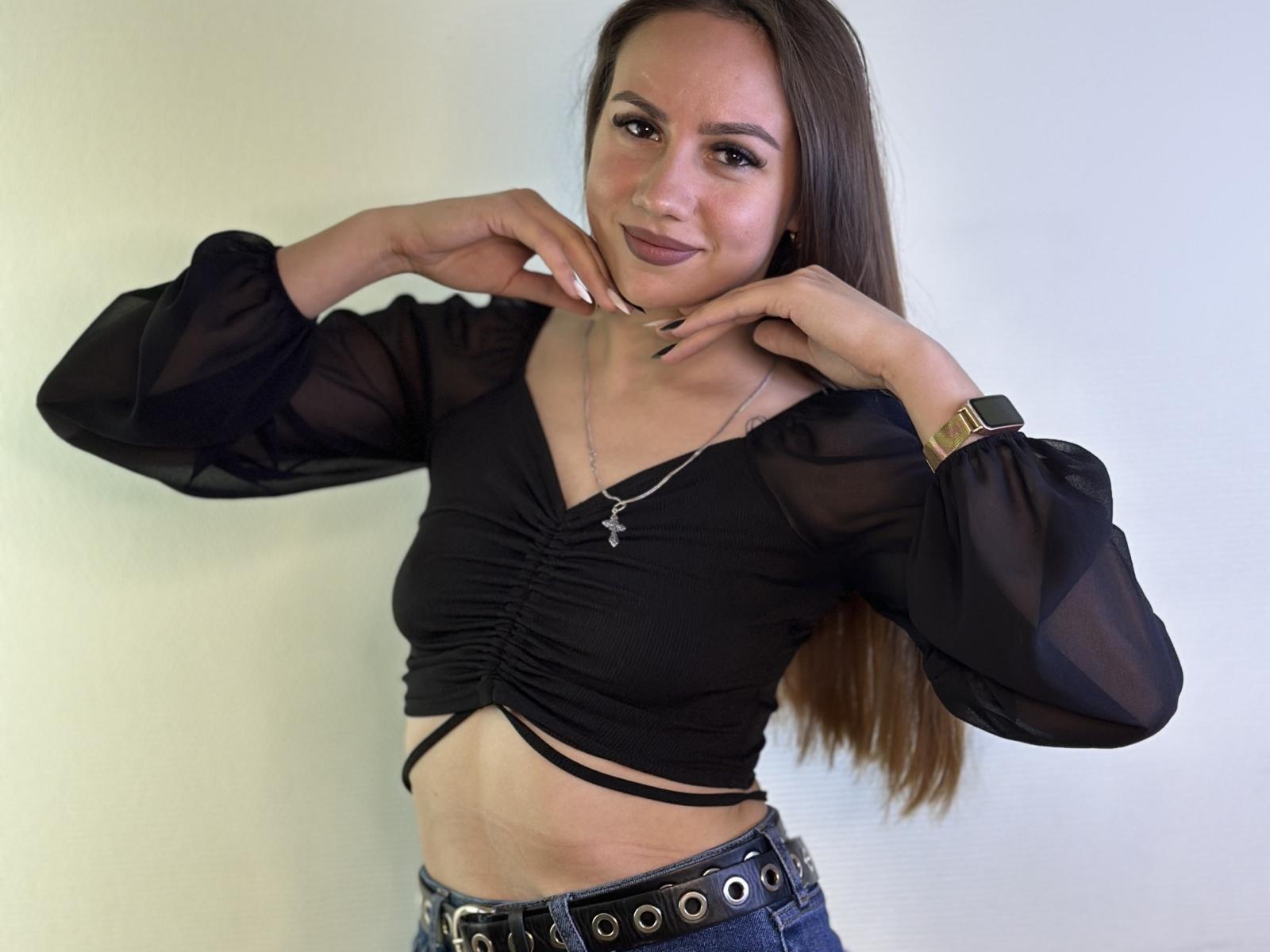 MaribelCroll - Élő pornó és szexkamera - 30054917