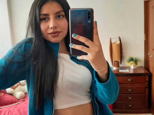 AntonellaFerro - Live porn &amp; sex cam - 30071081