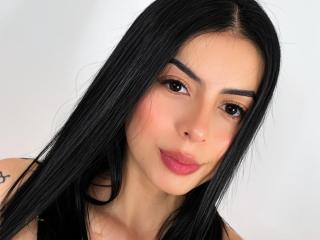 IsabellaJames'in detaylı sayfasını gör