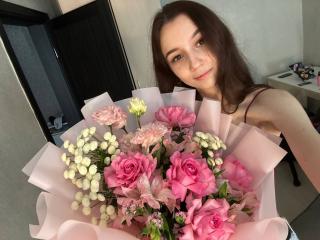 См. подробные сведения о модели HarrietDimarzo