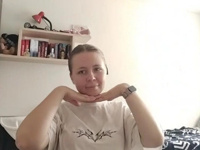 JohnettaUrtiaga - Élő pornó és szexkamera - 30081611