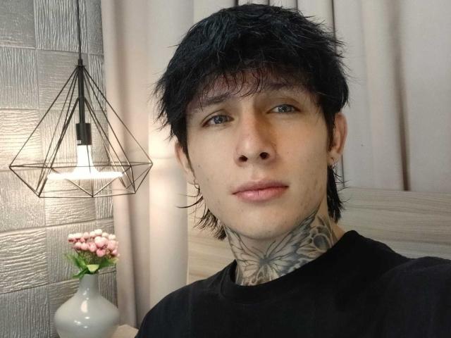 AkiraTattoo - Live porn &amp; sex cam - 30083996