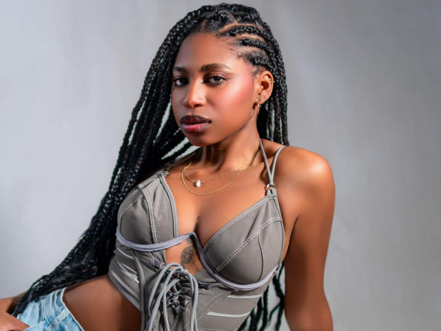 QueenPerlaa - Live porno og sexkamera - 30091886