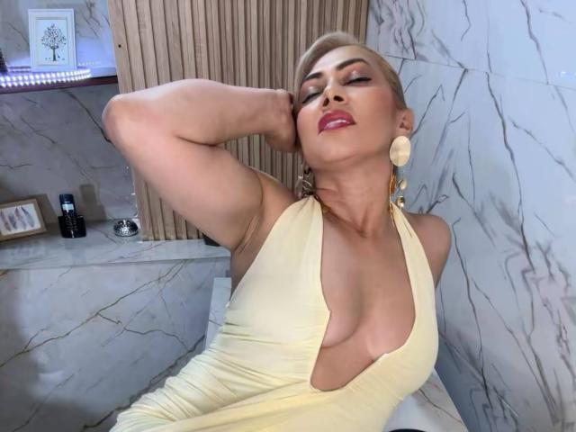 MisseScarleth - Live porn &amp; sex cam - 30097856