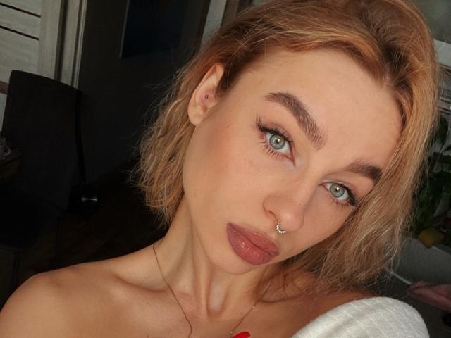 PetrinaRaven - Live porn &amp; sex cam - 30099269