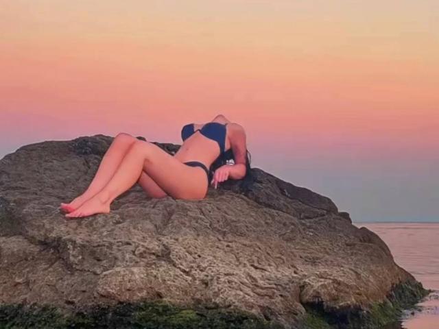 GenieCanup - Porno na żywo i seks kamera - 30102086