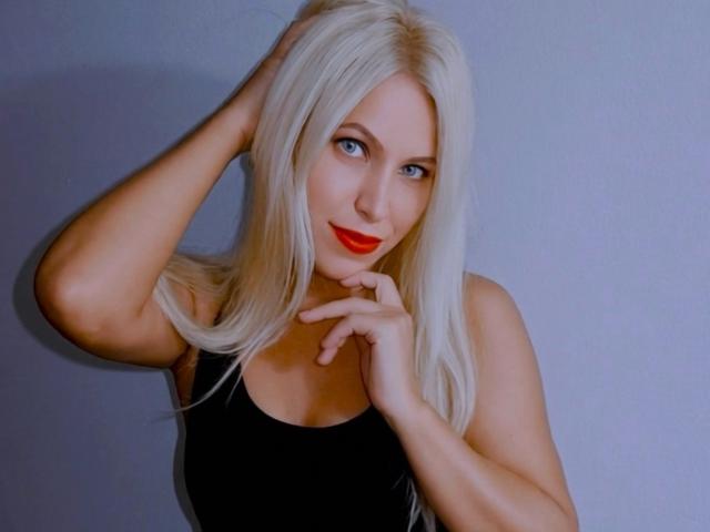 MyaHott - Live porn &amp; sex cam - 30107180