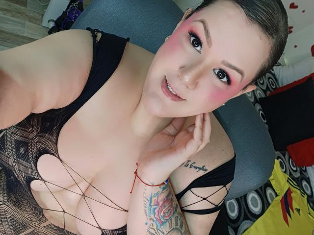 GiiannaMorrys - Live porn &amp; sex cam - 30110486