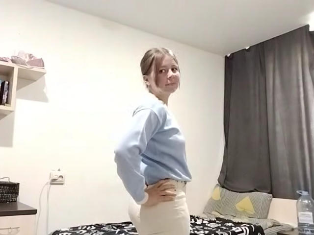 JohnettaUrtiaga - Élő pornó és szexkamera - 30111710