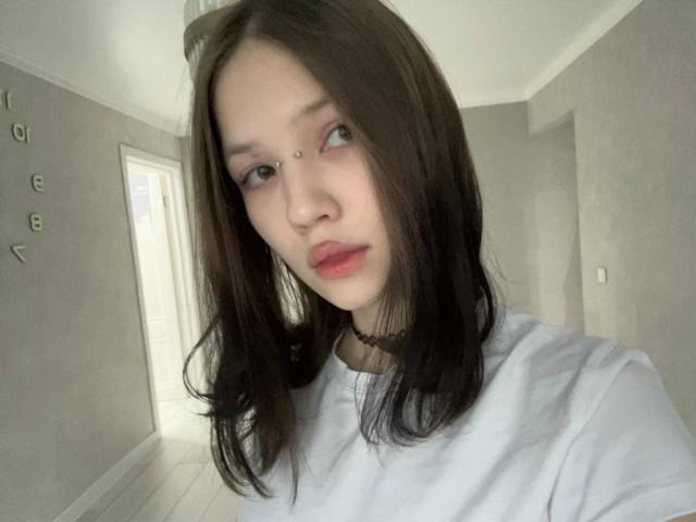 ShaniquaFairleigh - Élő pornó és szexkamera - 30115901
