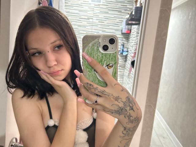 ShaniquaFairleigh - Live porn &amp; sex cam - 30116000