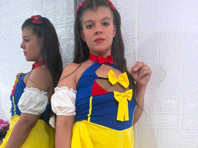 RilleyFoyx - Live porn &amp; sex cam - 30117551