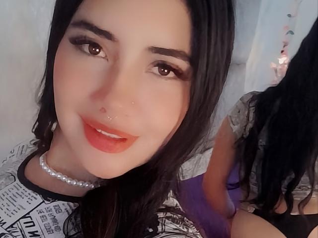EmaFiore - Live porn &amp; sex cam - 30119222