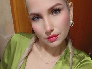 Ver la ficha detallada de GiuliaAddams
