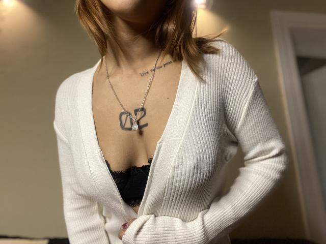 KiaraHernandezX - Live porn &amp; sex cam - 30120443