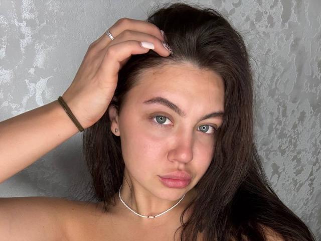 InesGueningsman - Live porn &amp; sex cam - 30121439