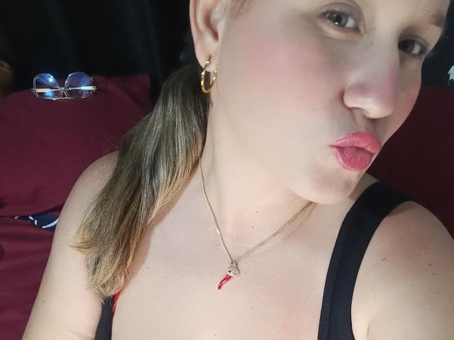 AlexaHotSeins - Live sex cam - 30133106