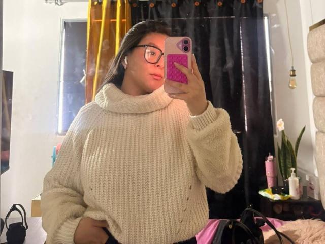 EmaJames - Live sex cam - 30149273