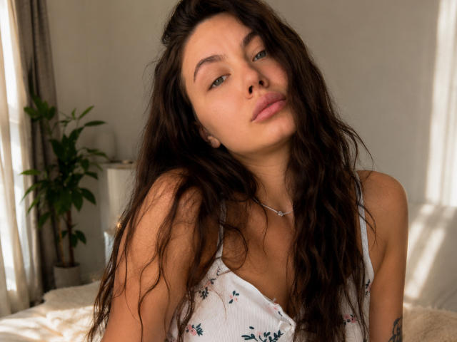 InesGueningsman - Live porn &amp; sex cam - 30149402