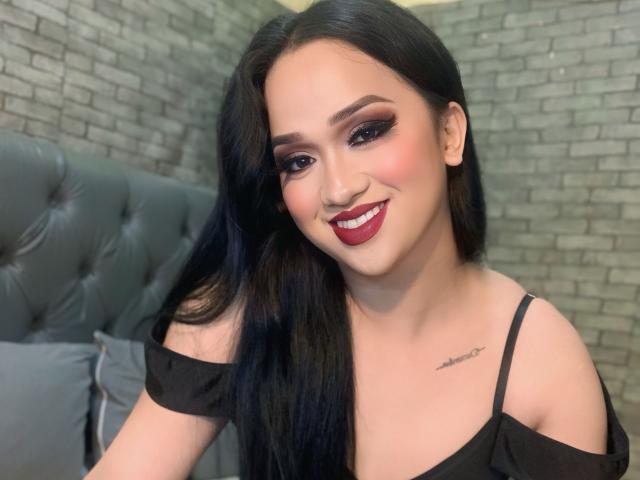 AmaraHugeCock - Live porn &amp; sex cam - 30171872