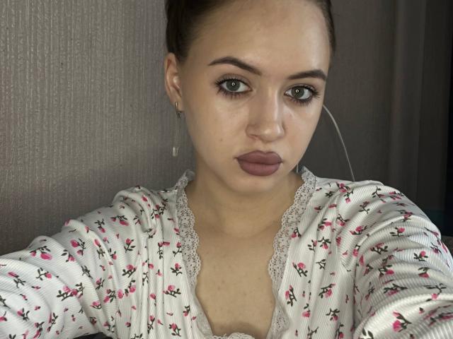 AlaneGaudenzi - Live porn &amp; sex cam - 30172538