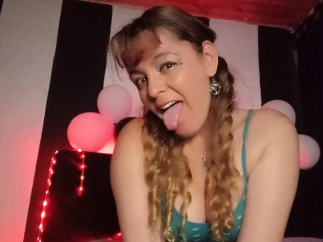 AmandaHotL - Live porn &amp; sex cam - 30172907