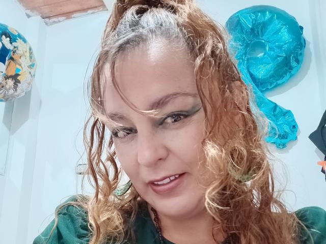 AmandaHotL - Live porn &amp; sex cam - 30173048