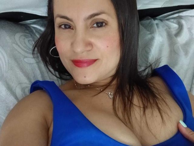 SolaraDubois - Live sex cam - 30174815