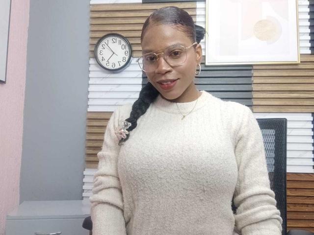 SarahiPusey - Live porn &amp; sex cam - 30190682