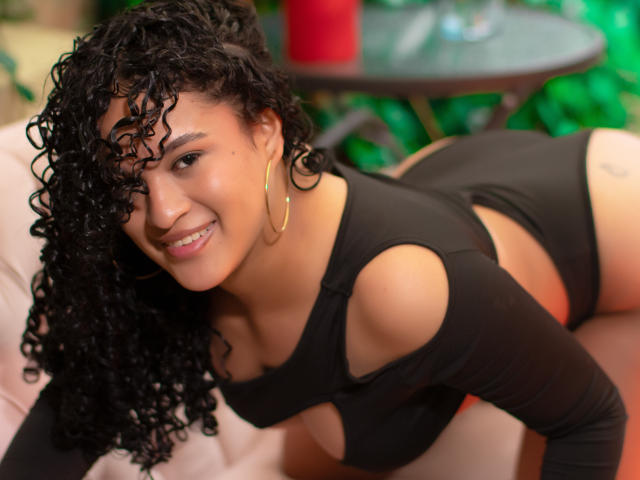 VelaskaJonesskm - Live porn &amp; sex cam - 30191435