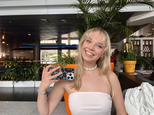 OliviaRenly - Live porn &amp; sex cam - 30195980