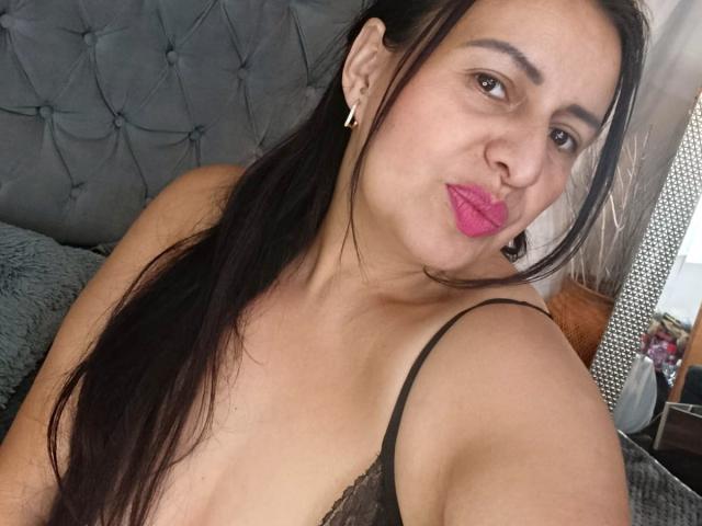 IvonnaLune - Live sex cam - 30200507