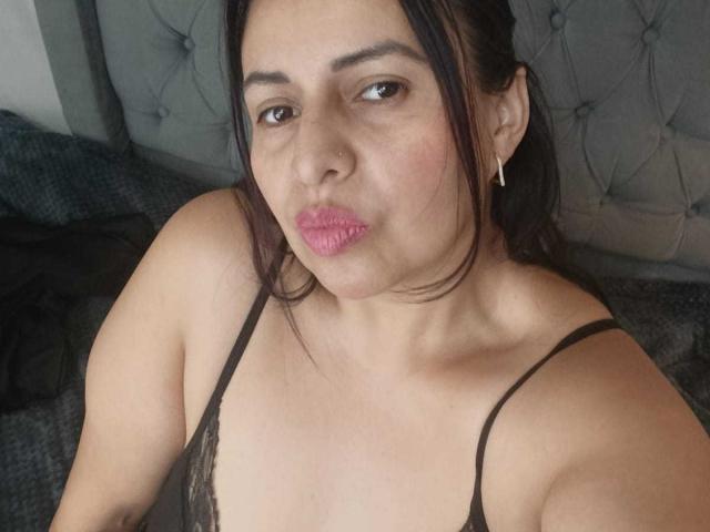 IvonnaLune - Live sex cam - 30200552