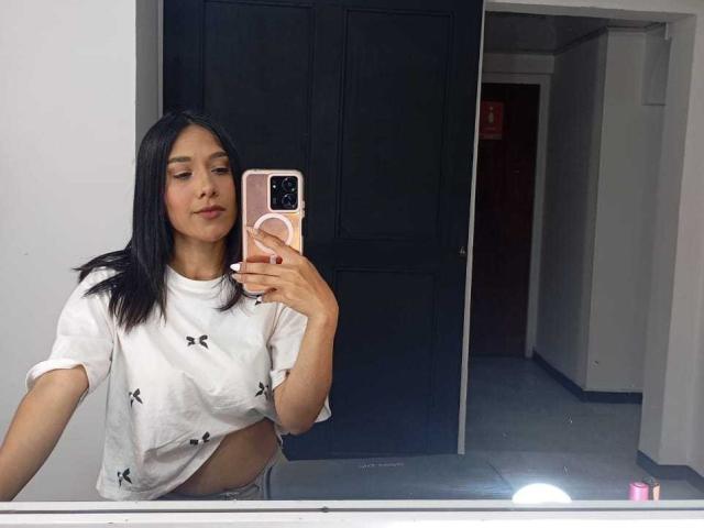 BrianaHarpers - Live porn &amp; sex cam - 30204779