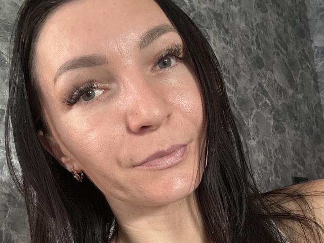 AdelaideLisa - Élő pornó és szexkamera - 30206483