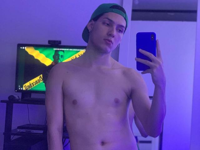 AlexBigs - Live porn &amp; sex cam - 30212978