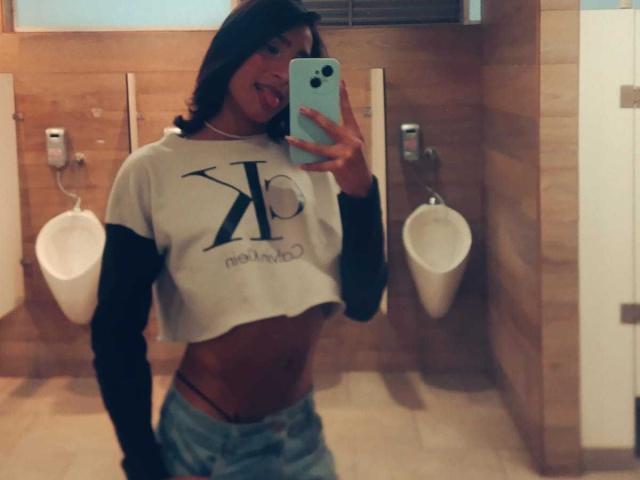 Kendalla - Live porn &amp; sex cam - 30213356