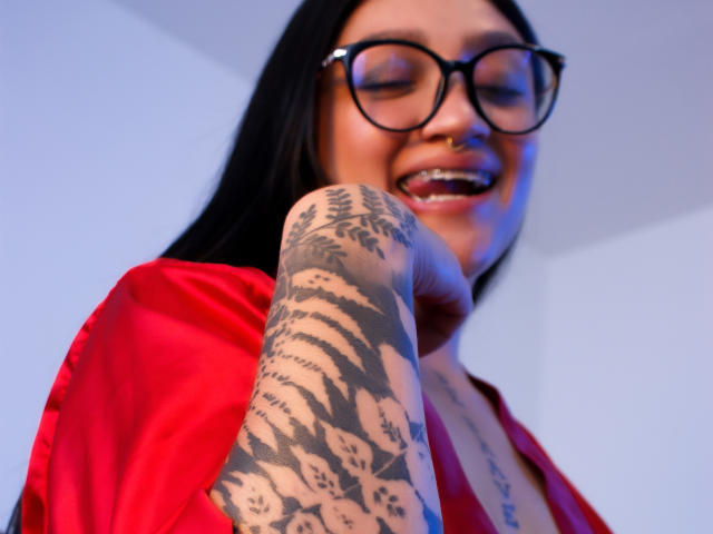MiaaVixen - Live porn &amp; sex cam - 30218204